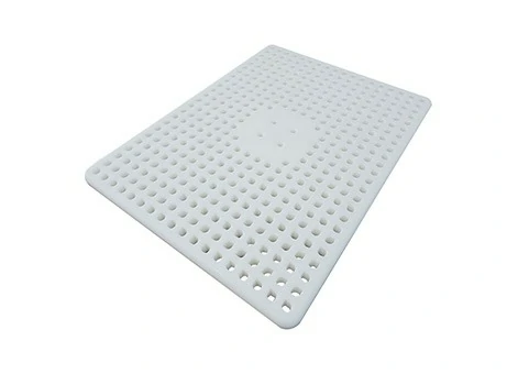 PET has stable size, good rigidity and wear resistance. It is frequently CNC manufactured into jigs, positioning fixtures and insulating parts for automation equipment.